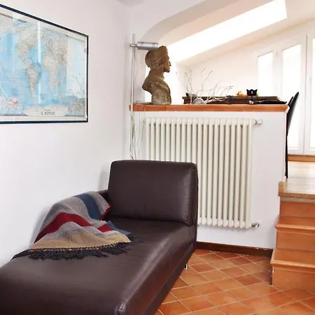 Realkasa Lovin House Apartment