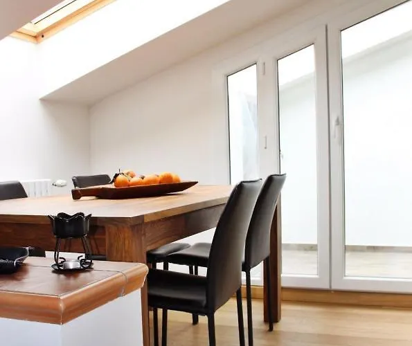 Realkasa Lovin House